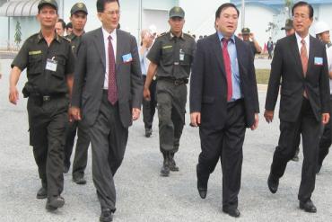 Protecting Deputy Prime Minister Hoang Trung Hai - Deputy Prime Minister's bodyguards 