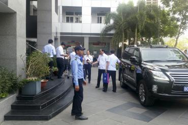 Protect President Tran Dai Quang visiting the University of Law